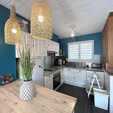Maison Spacieuse Proche Plage, 4 Chambres, Terrasse, Parking, Internet à St-gilles - Fr-1-224-820 Casa de Férias
