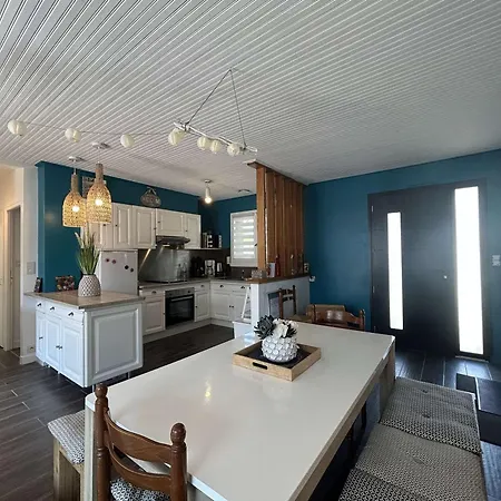 Maison Spacieuse Proche Plage, 4 Chambres, Terrasse, Parking, Internet à St-gilles - Fr-1-224-820 * Saint-Gilles-Croix-de-Vie